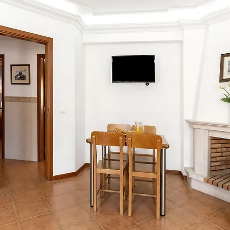 Village House * Ναζαρέ